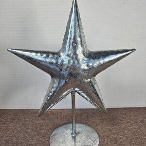 Robert Stanley Shiny Silvertone Metal Standing Star Tabletop Christmas Sign